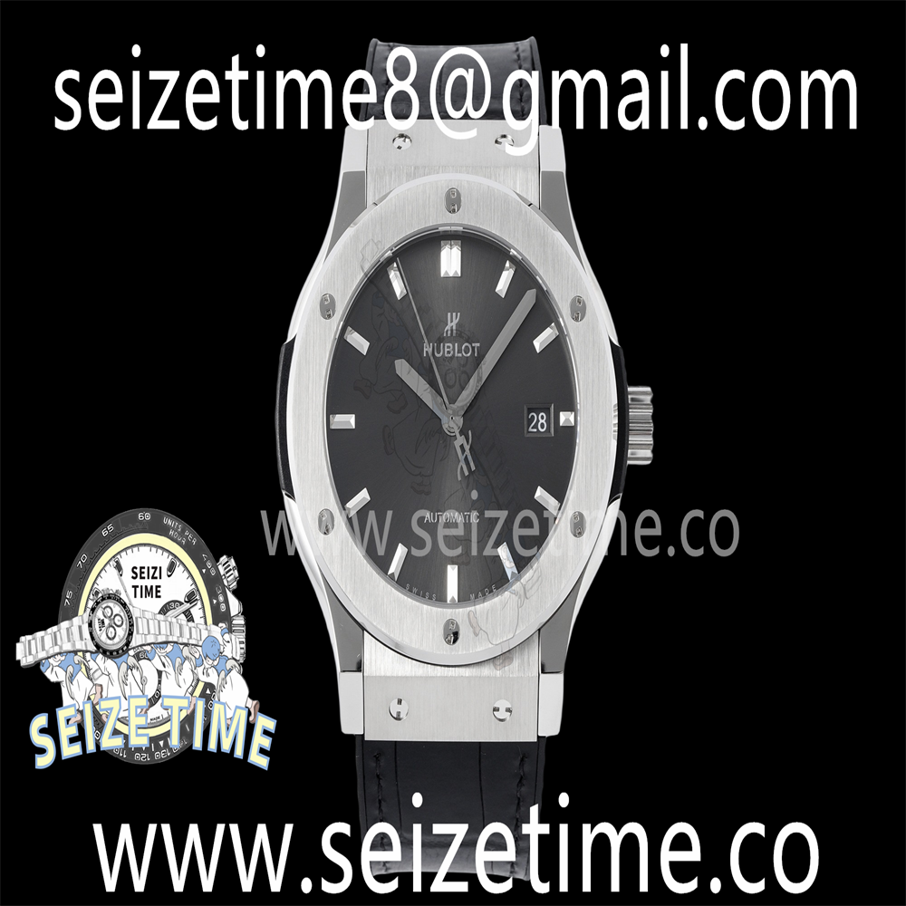 Classic Fusion 42mm APSF 1:1 Best Edition Gray Dial on Black Gummy Strap A1110